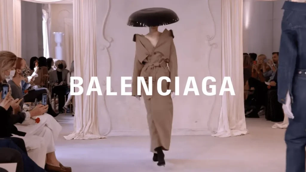 Balenciaga (3)